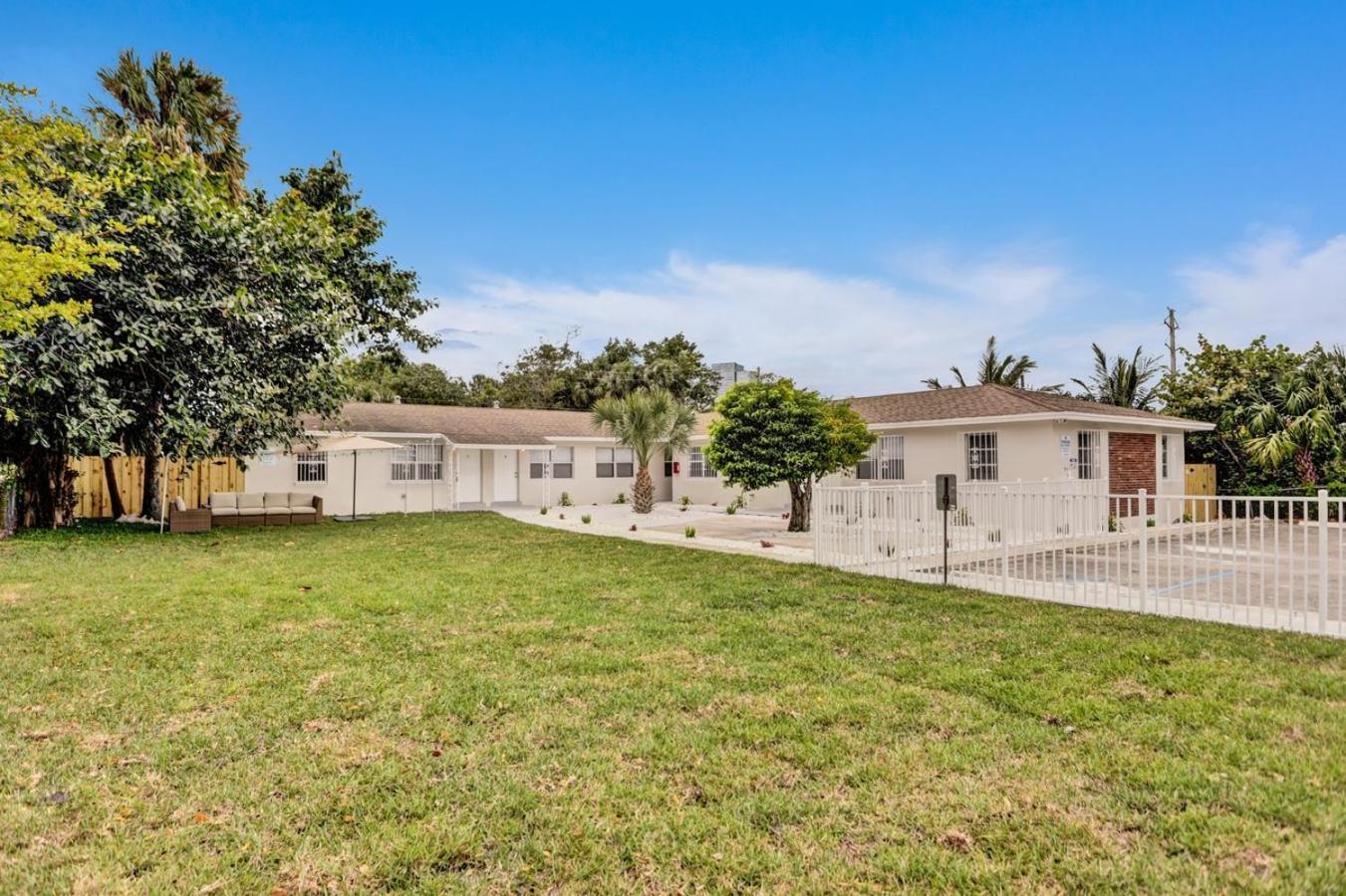 2 Bedroom Holiday Retreat West Palm Beach Art ภายนอก รูปภาพ