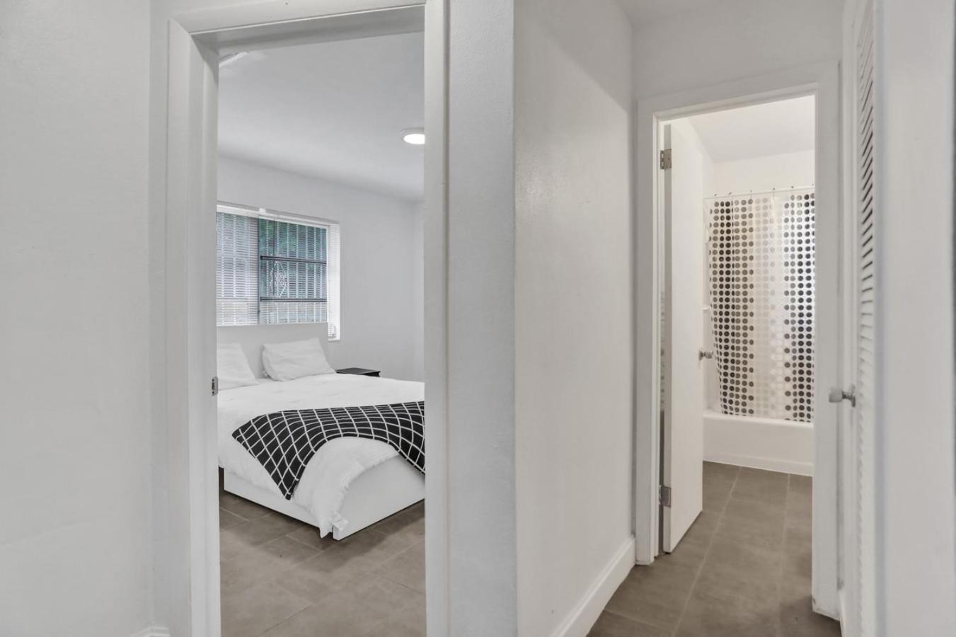 2 Bedroom Holiday Retreat West Palm Beach Art ภายนอก รูปภาพ
